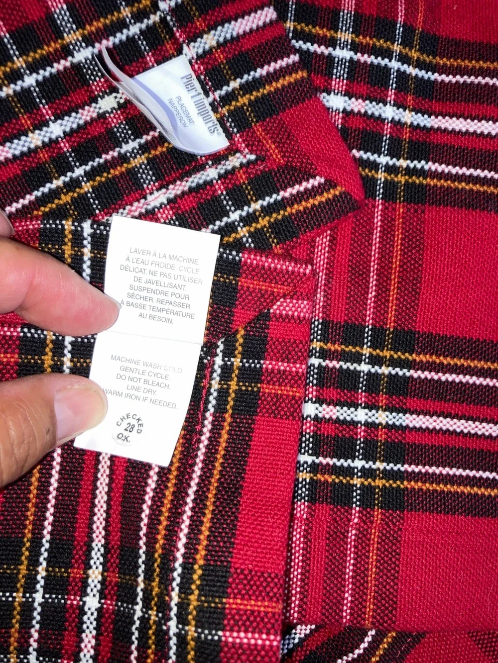 PIER 1 IMPORTS Tartan Plaid Red Checkered Set of 2 Placemats 17 x 13 inches